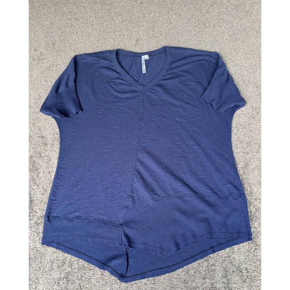 LULU B T-Shirt‎ Women's Large Blue 100% Cotton V-Neck Short Sleeve Pullover